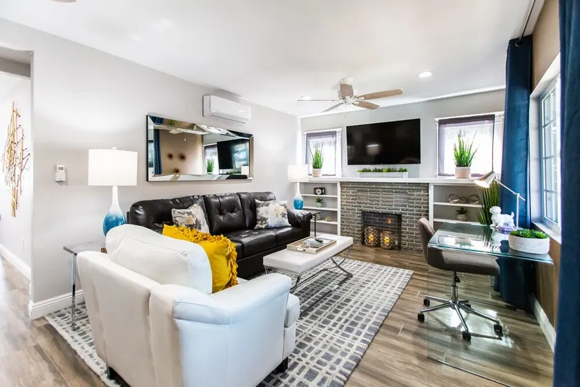 ★MODERN HOME♞⚔♛★ KING BED★ GARAGE PARKING★ WIFI★ 4K TV - Image 1