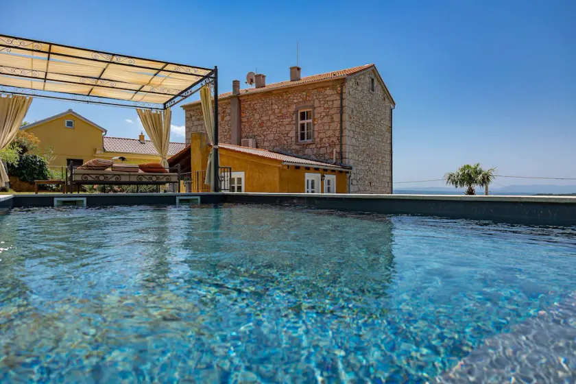 Une maison de vacances avec une touche de luxe pour des vacances inoubliables - Image 1