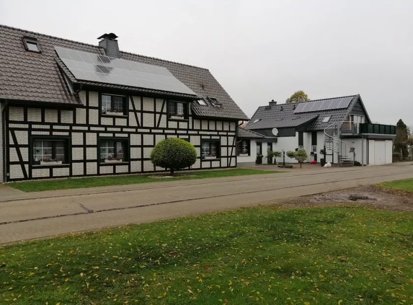 Liebevoll eingerichtete neue Ferienwohnung in ruhiger Lage - Image 1