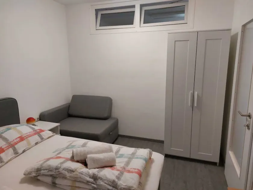 Geräumige Ferienwohnung auf dem Bauernhof mit großem, gepflegtem Garten - Image 1
