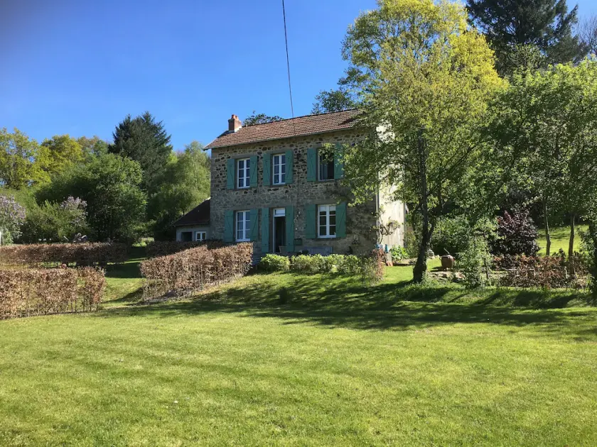 Autumn Garden is a detached country house in a beautiful natural environment. - Image 1