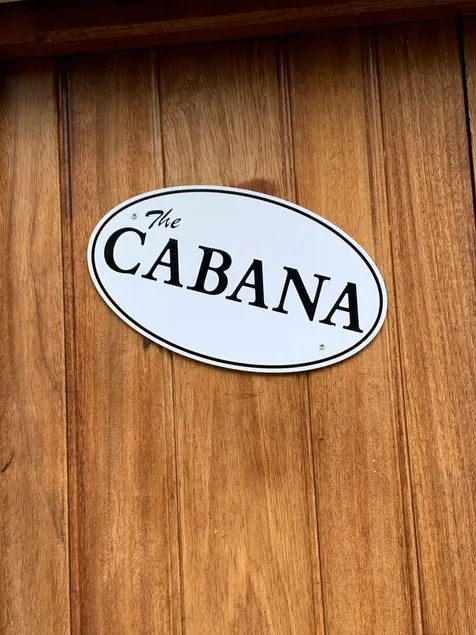 The Cabana ideal home to play & stay. Private Hot Tun and garden - Image 1