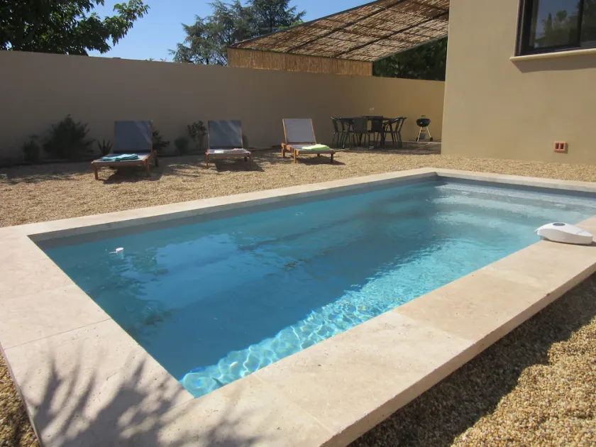 VACATION VILLA 4 STARS 6 PERS WITH HEATED POOL IN PROVENCE - Image 1