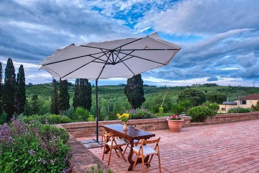 Apartment 'Holiday Home In Tuscany' with Mountain View, Private Terrace and Wi-Fi - Image 1