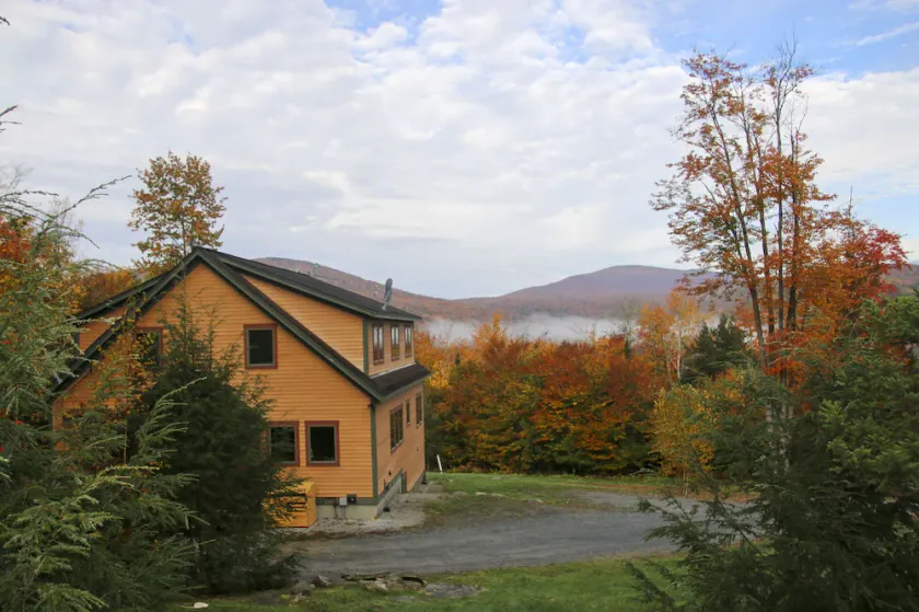 Mountain View Retreat within minutes of Okemo Mountain - Image 1