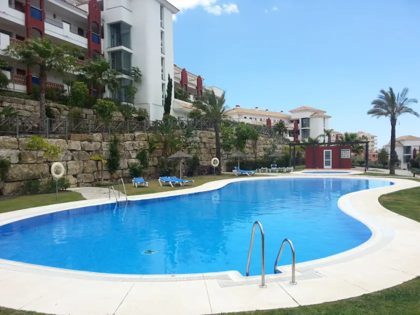 BRIGHT PENTHOUSE SEA AND GOLF VIEWS TERRACE WIFI BARBECUE NEAR BEACH AND MARBELLA - Image 1