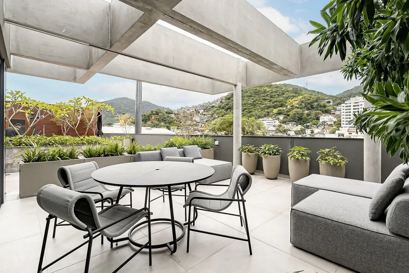 First Residencial Multifuncional by Viva - Conforto e Fácil Acesso às Melhores Praias de Floripa - Image 1
