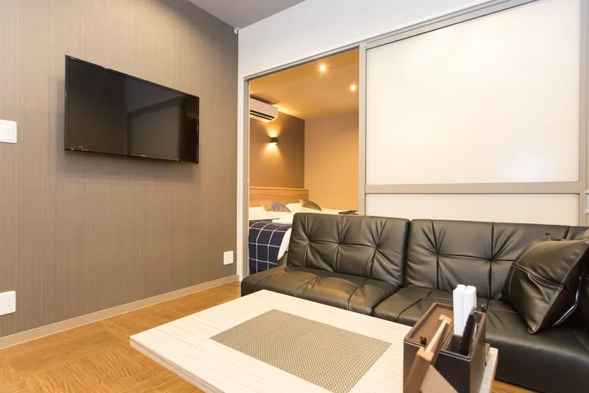 Group Stay Classe 01 - Image 1