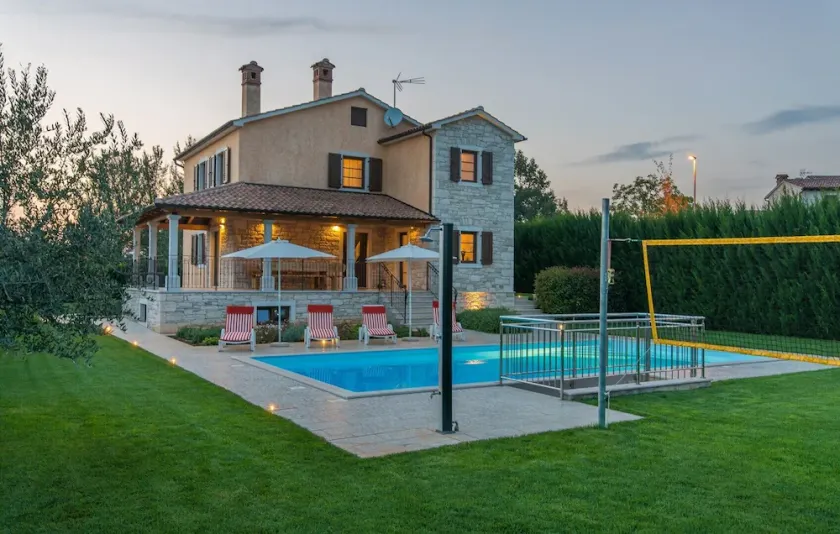 Spacious Villa Nikka with Beautiful Garden and Pool - Image 1