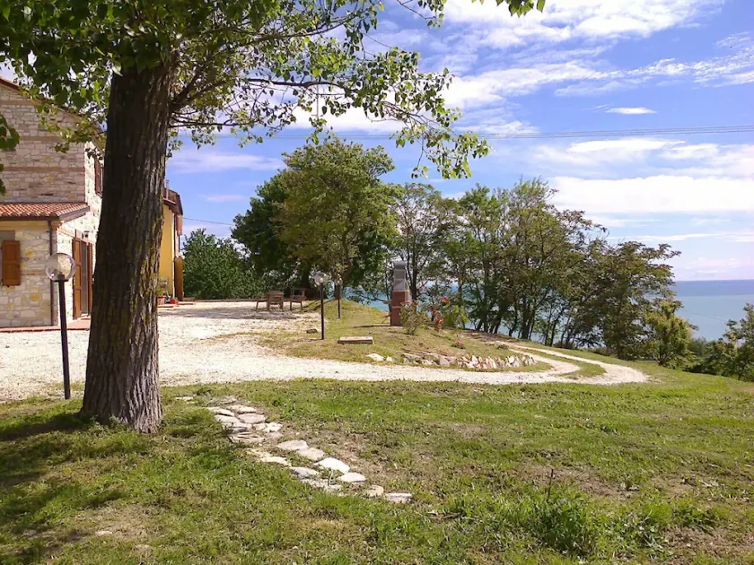 In the Conero Park, with the sea below the house - Image 1