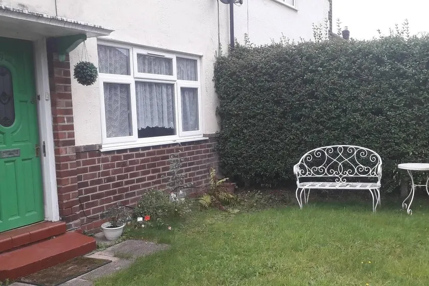 Homely 4-bed House in Manchester - Image 1