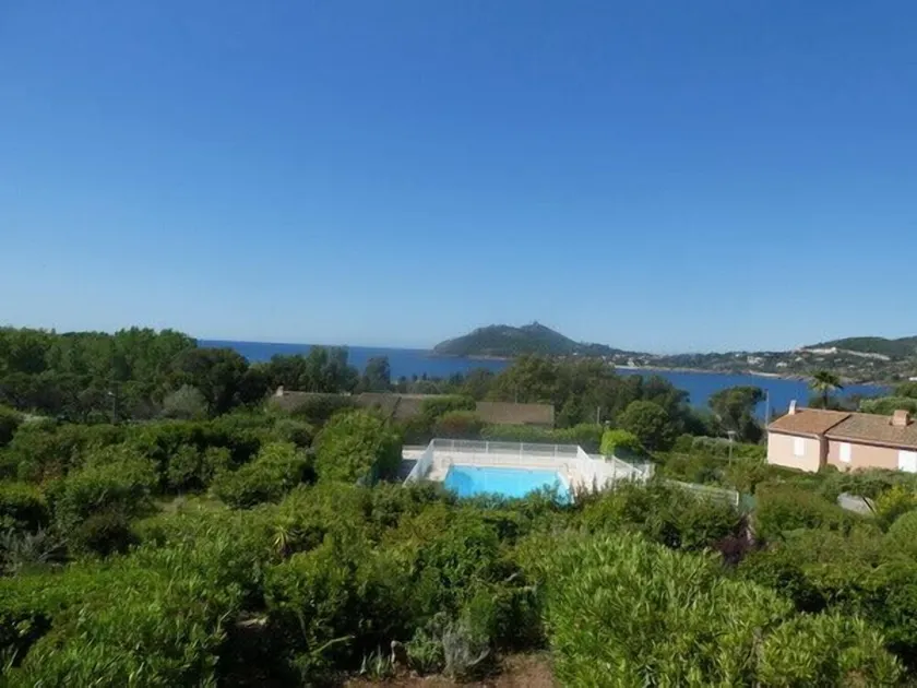 studio agay a 2 pas des plages - Image 1