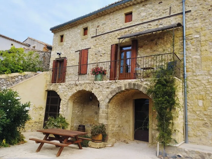 Agréable maison de village proche d'Uzès - Image 1