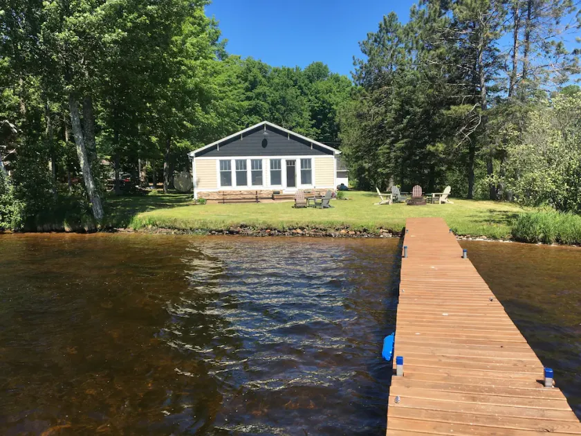 Privat, renoveret Lakefront Sommerhus, Lake Namakagon, Chequamegon Nat. Skov - Image 1