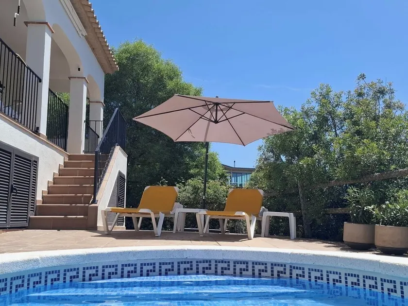 Villa Vista Bonita with private pool, 4 bedrooms, 9 people - Image 1