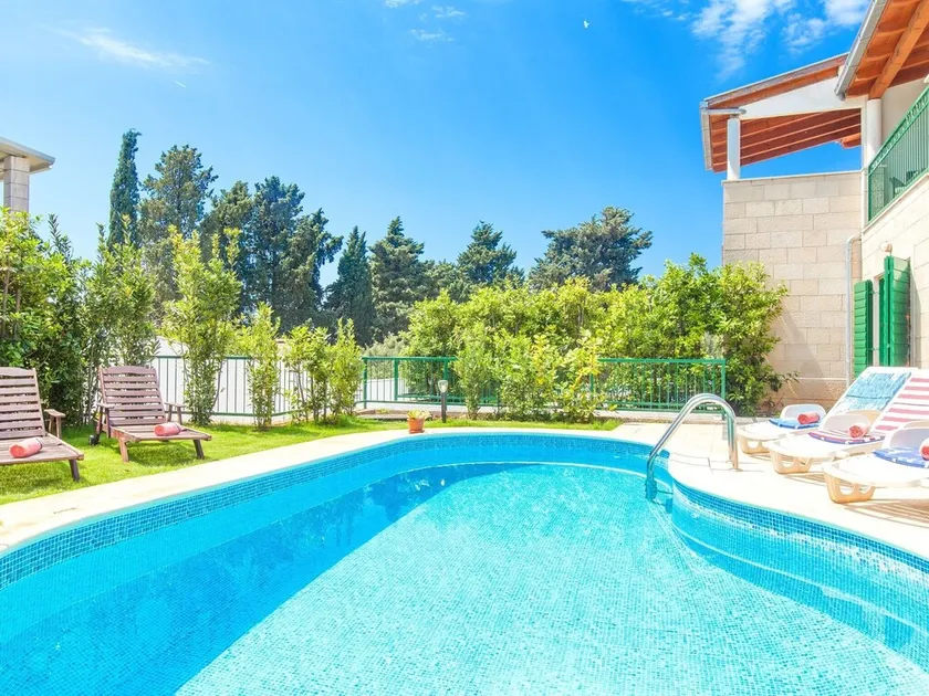 Hervorragende Villa mit privatem Pool und Garten - Image 1