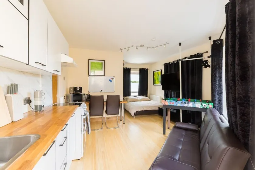 Umbrella Properties Private Apartment Birmingham - Image 1