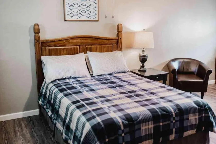 Lake Texoma Room Single - Image 1