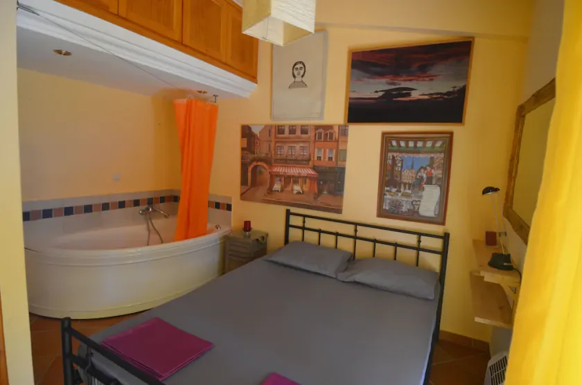 Live your greek dream 1h from Athens in Evia island - Image 1