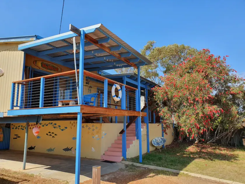 Pet Friendly Beach Shack, one street from the Silver Sands Beach - Image 1
