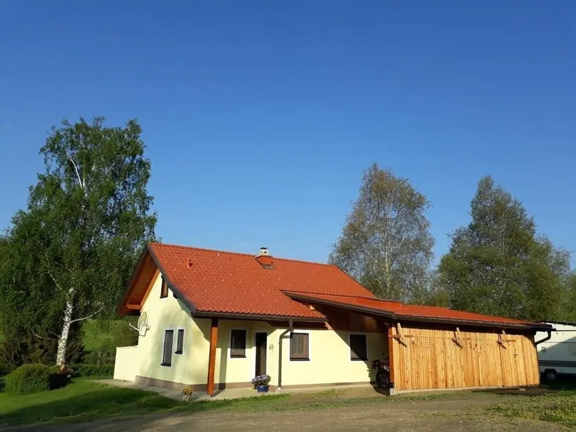 Ferienhaus am Badesee - Holiday home/3 bedrooms/bathroom, WC - Image 1