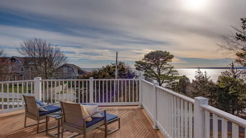 Get out of the city, kick back and relax in Southampton! - Image 1