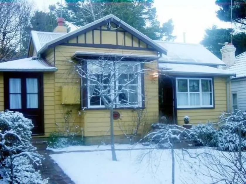 Dowling Cottage - tranquil haven in Blackheath - Image 1