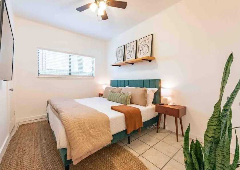 Mid-Century Austin Escape! Long Term Discounts! - Image 1