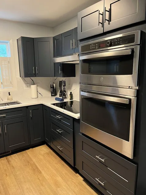 New modern kitchen in great location to RDU and RTP - Image 1