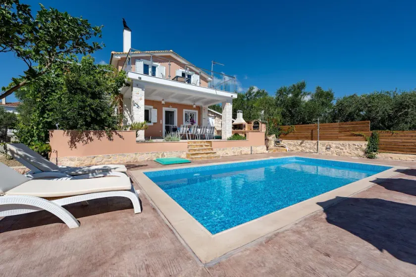 Villa på Zakynthos med pool och utsikt - Image 1