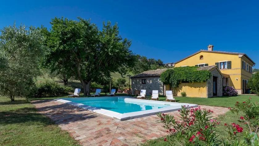CASALE VERDICCHIO 10&2, Emma Villas - Image 1
