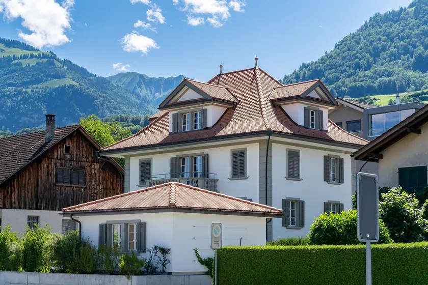 Verena's Bed & Breakfast Guesthouse - Image 1