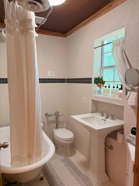 Twilight Ranch Tiny Homes - pet friendly & hill country views - Image 1