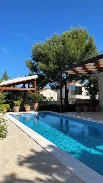Pine Tree Villa - Image 1