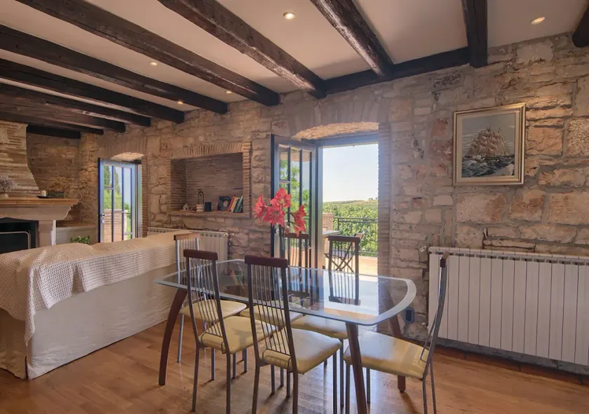 Casa de vacaciones cerca de Bale y Rovinj con impresionantes vistas y cerca del mar - Image 1