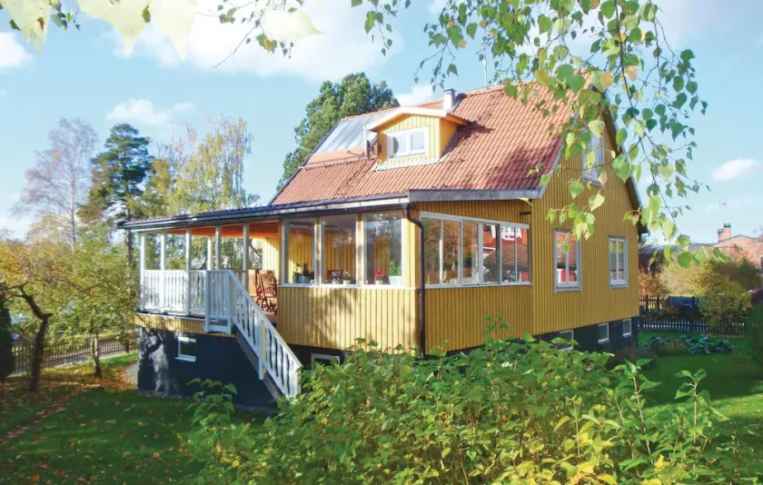 Lovely Home In Spånga With Kitchen - Image 1