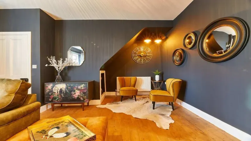 Host & Stay - Percy Cottage - Image 1
