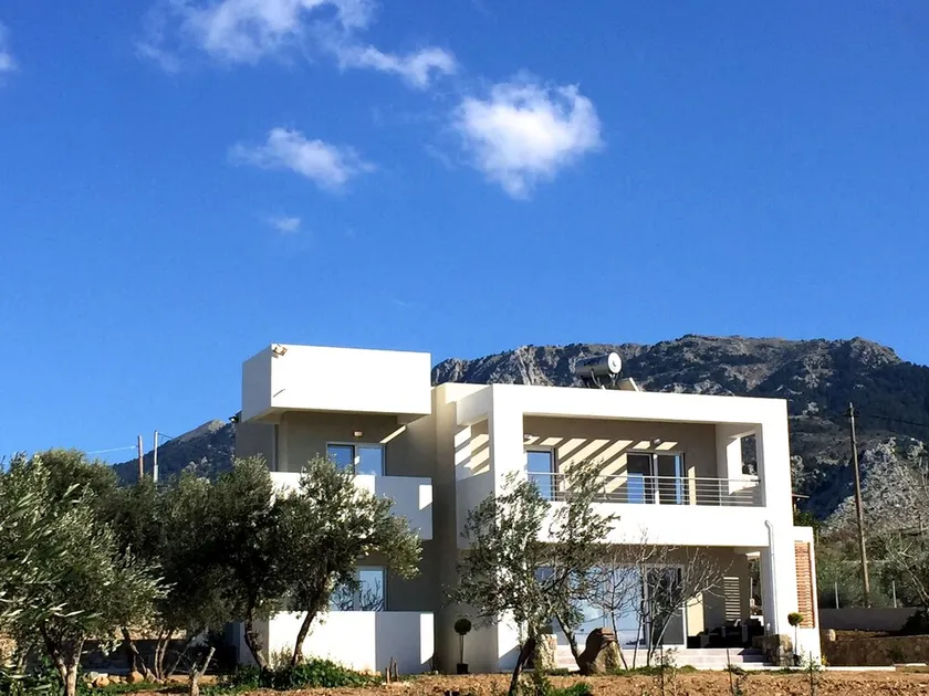 VILLA TRIANTAFILIA: New Luxury Villa for 8 in central Kos near beach - Image 1