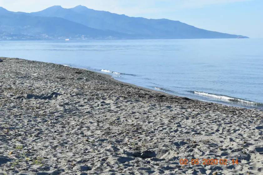 Plage<100m. Clim. Wifi. Jardin clôturé. bbc. Parking.opt voiture. Nbrs activités - Image 1