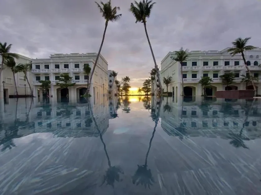 Crystal Hotel Phu Quoc - Image 1