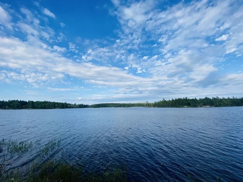 Chalet Drive - Lakefront Cottage - Image 1