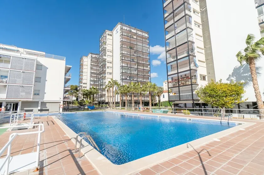Horizonte Azul Sitges - Image 1