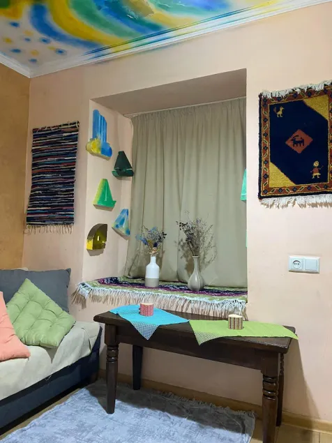 Guest house in mtawminda - Image 1