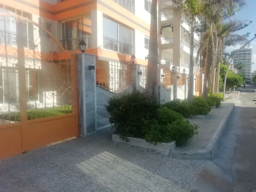 Apart-hotel, garden views, free WiFi and free private parking - Image 1