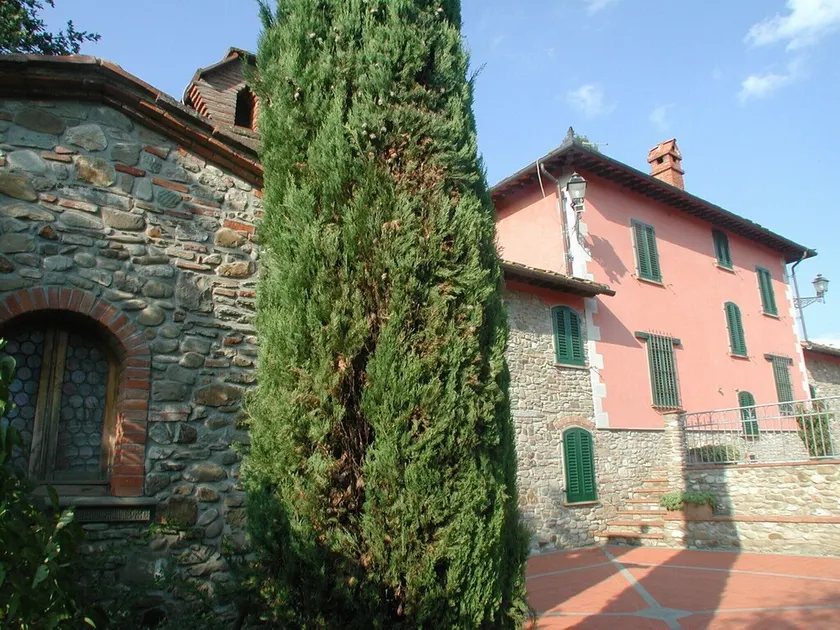 STONE VILLA WITH BEAUTIFUL VIEW OF THE LAKE - Image 1