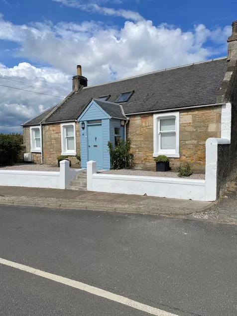 Hawthorn Cottage - cosy cottage in Pittenweem with a lovely large garden  - Image 1