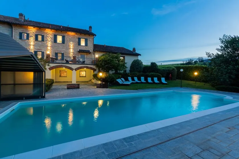 Antico Casale Vignale Stunning View and Pool - Image 1