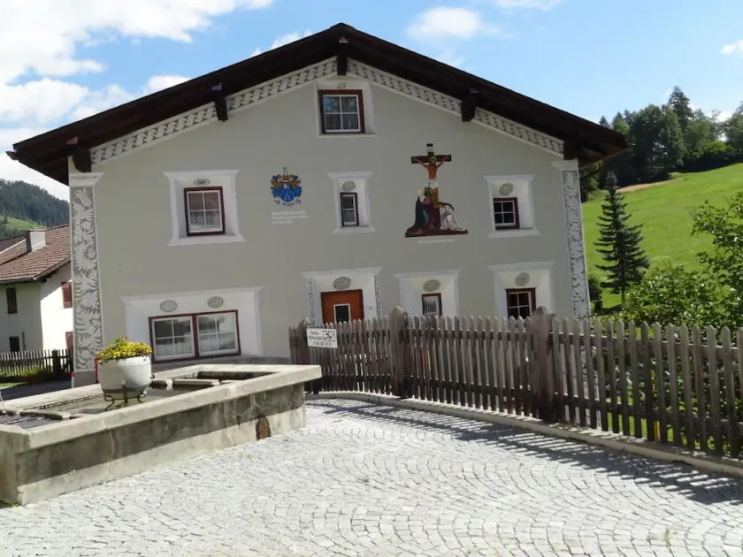 Apartment Ferienwohnung Chasa Quadra in Tarasp - 6 Persons, 3 Bedrooms - Image 1