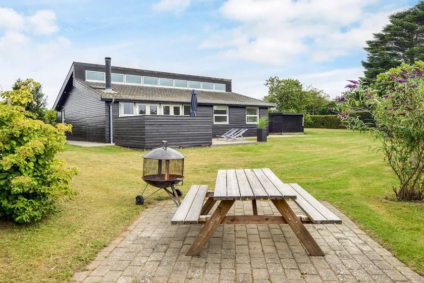 8 person holiday home in Ebeltoft-By Traum - Image 1