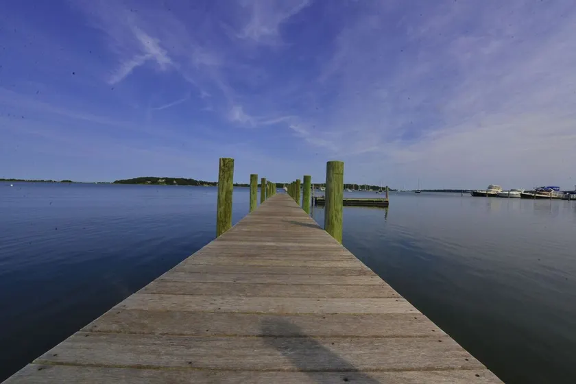 SOMMER SPECIAL $ 8975 for juli 17-30 på Shelter Island. 100 Ft DOCK - Image 1